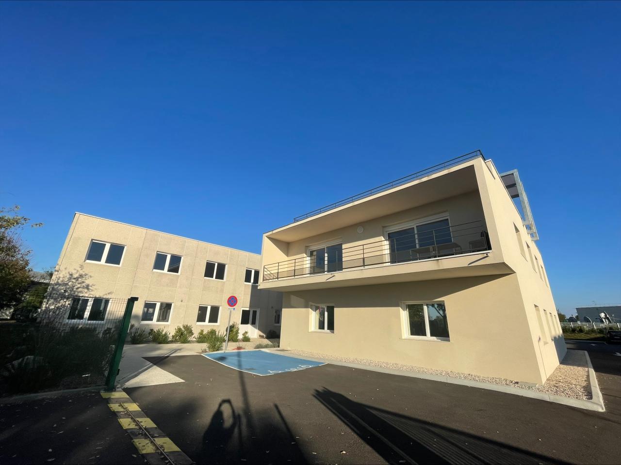 Bureau Bron 1067m² Vente bureau Bron Rhône OVBUR2110480 3